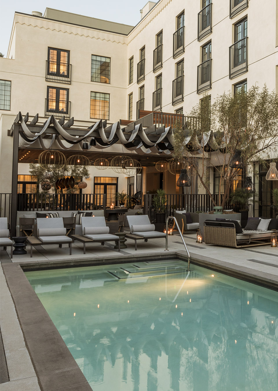 The<br> La Peer Hotel