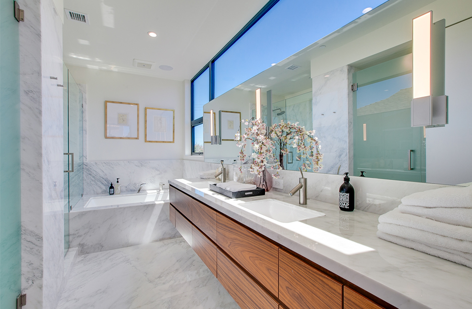110<br> Paloma Ave.